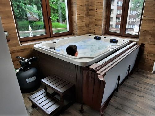 Vířivka XENA v interiéru